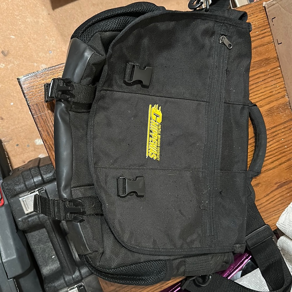 CMU Messenger Computer Bag